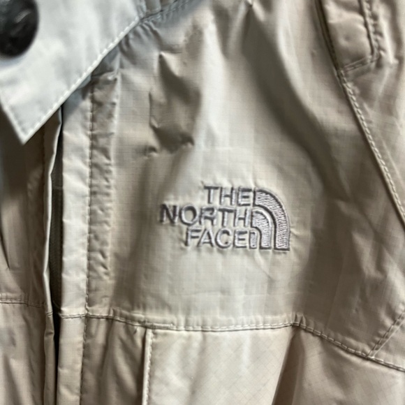North Face Rain coat with belt and detachable hood. Size S - Picture 2 of 7